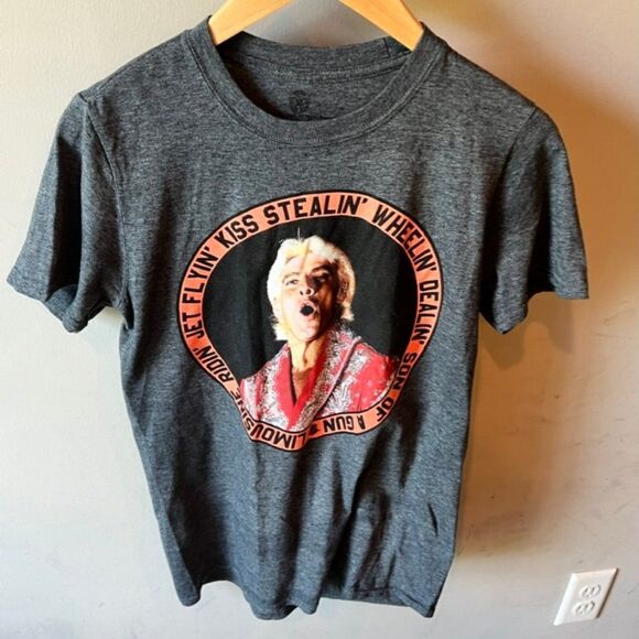 WWE Ric Flair Limousine Ridin Jet Flyin Kiss Stealin Wheelin Dealin Shirt Small - Picture 1 of 3